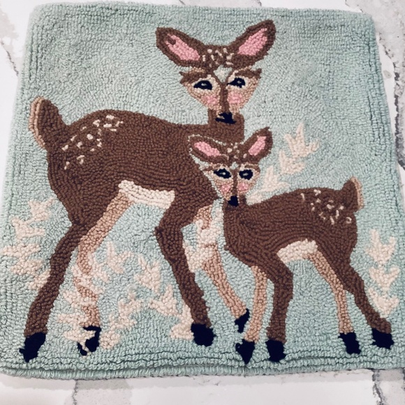Hand Hooked Wool and Velvet Deer Bambi Decorative Rectangle Throw Pillow - Picture 1 of 3